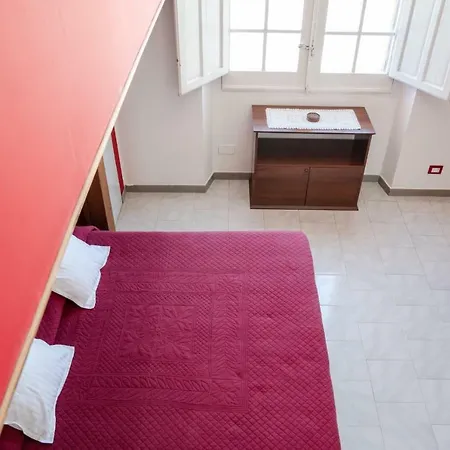 דירה Interno 9